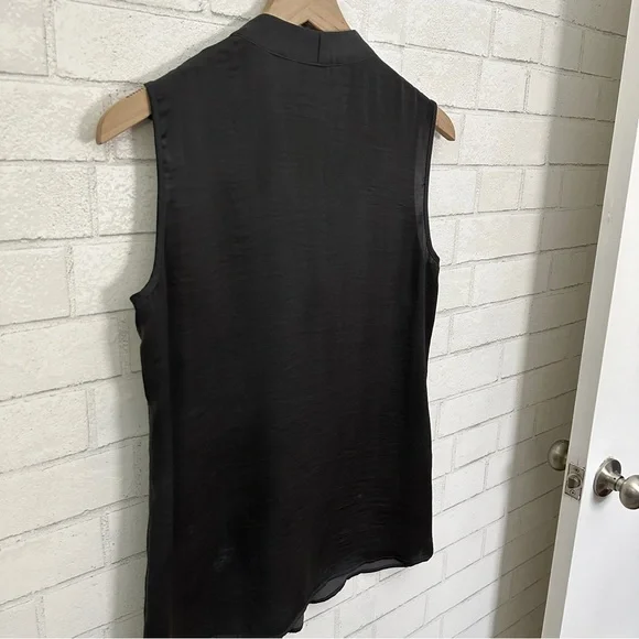 CABI Sleeveless Gray Top #3786 Veneer Top - Picture 6 of 8